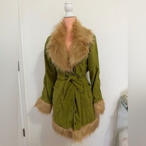 DELIA*S BY DOLLS KILL DAISY DEAR SHERPA COAT